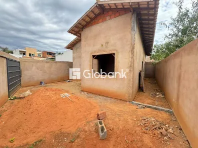 Casa com 3 Quartos à venda, 83m² no Chácaras Paraíso, Montes Claros