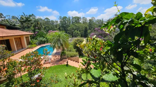 Casa de Condomínio com 4 Quartos à venda, 431m² no Granja Viana, Cotia