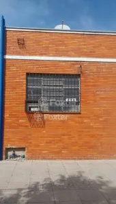 Galpão/Depósito/Armazém à venda, 561m² no São Geraldo, Porto Alegre