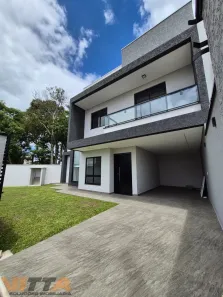 Sobrado com 3 Quartos à venda, 129m² no Centro, Araucária