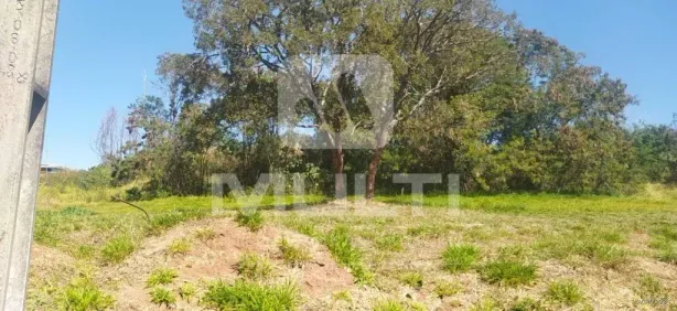 Lote/Terreno com 1 Quarto à venda, 677m² no Jardim Inconfidência, Uberlândia