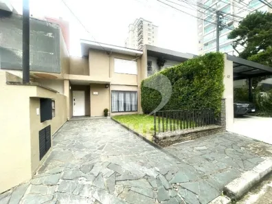 Casa com 3 Quartos à venda, 240m² no Cidade Monções, São Paulo