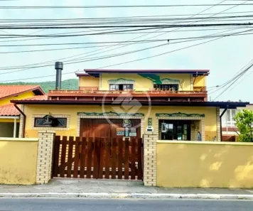 Casa com 4 Quartos à venda, 151m² no Armação do Pântano do Sul, Florianópolis