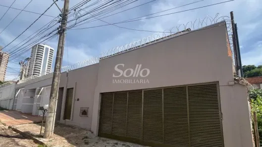 Casa com 3 Quartos para alugar, 200m² no Lídice, Uberlândia