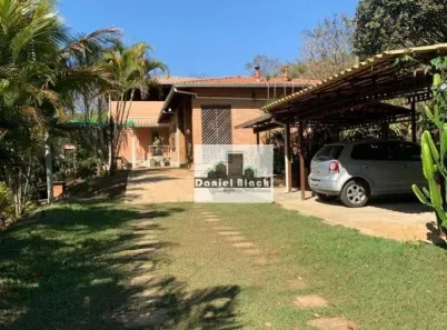 Fazenda/Sítio com 3 Quartos à venda, 224m² no Centro, Confins