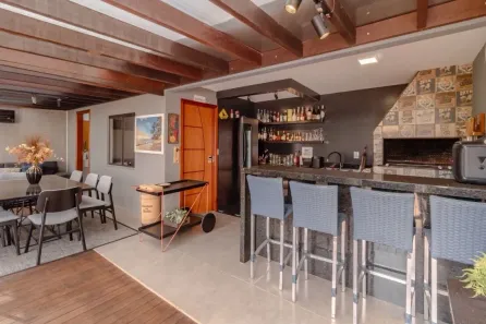 Casa com 4 Quartos à venda, 190m² no Centro, Cascavel