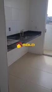 Apartamento com 2 Quartos para alugar, 60m² no Santa Mônica, Uberlândia