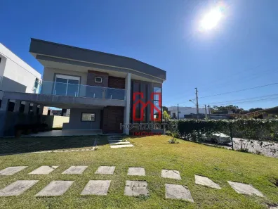 Casa de Condomínio com 3 Quartos à venda, 212m² no São João do Rio Vermelho, Florianópolis