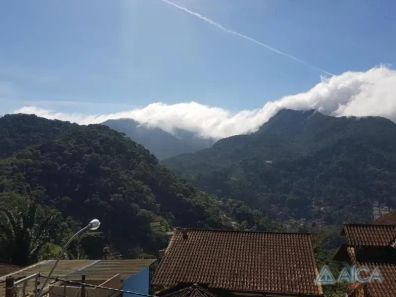 Lote/Terreno à venda, 690m² no Mosela, Petrópolis