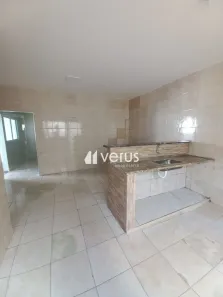 Casa com 2 Quartos para alugar, 80m² no Granada, Uberlândia