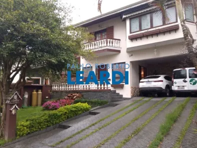 Casa de Condomínio com 3 Quartos à venda, 245m² no Arujá 5, Arujá
