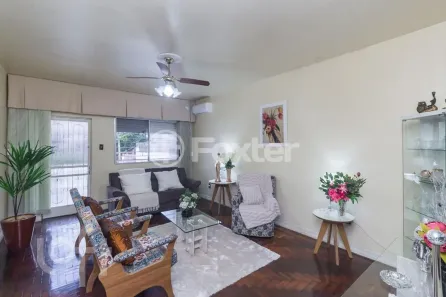 Casa com 5 Quartos à venda, 154m² no Camaquã, Porto Alegre