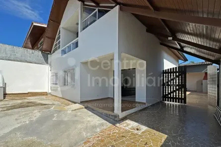 Casa com 4 Quartos à venda, 185m² no Estancia Sao José, Peruíbe
