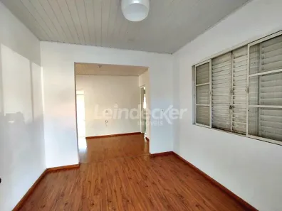 Casa com 2 Quartos para alugar, 100m² no Passo do Feijó, Alvorada