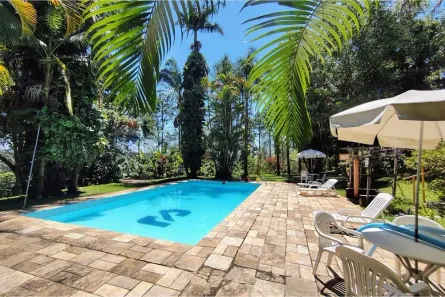 Fazenda/Sítio com 5 Quartos para alugar, 350m² no Pitas, Cotia