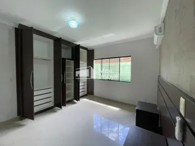 Casa com 3 Quartos para alugar, 280m² no Jardim Rio Comprido, Jacareí