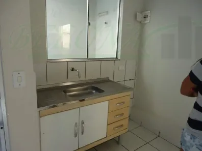 Casa com 1 Quarto para alugar, 23m² no Jaguaré, São Paulo