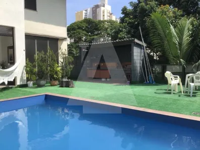 Casa com 4 Quartos à venda, 520m² no Pacaembu, São Paulo