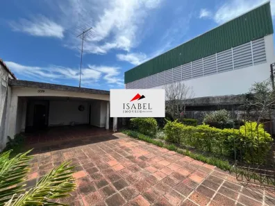 Casa com 4 Quartos à venda, 200m² no Vila Figueira, Suzano