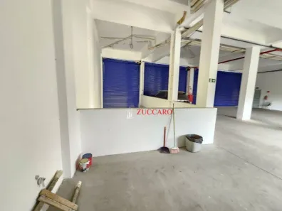 Galpão/Depósito/Armazém para alugar, 800m² no Jardim Dourado, Guarulhos