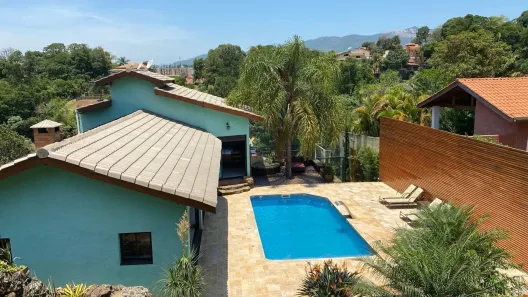 Fazenda/Sítio à venda, 344m² no Jardim Estância Brasil, Atibaia