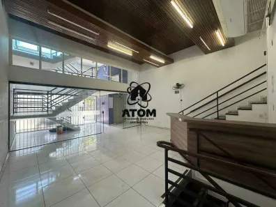 Prédio Comercial à venda, 500m² no Centro, Taubaté