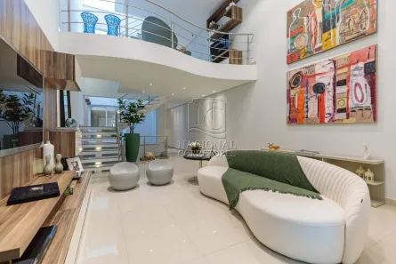 Sobrado com 4 Quartos à venda, 372m² no Vila Curuçá, Santo André