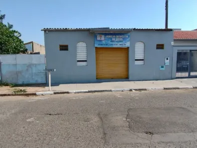 Prédio Comercial à venda, 300m² no Parque Dona Esther, Cosmópolis