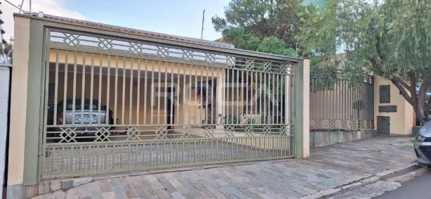 Casa com 3 Quartos à venda, 313m² no Jardim São Carlos, São Carlos