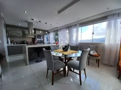 Casa com 4 Quartos à venda, 240m² no Jardim Cidade de Florianópolis, São José