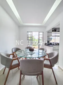 Casa de Condomínio com 3 Quartos para alugar, 107m² no Taboão, Curitiba