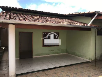 Casa com 3 Quartos para alugar, 150m² no Centro, Sete Lagoas
