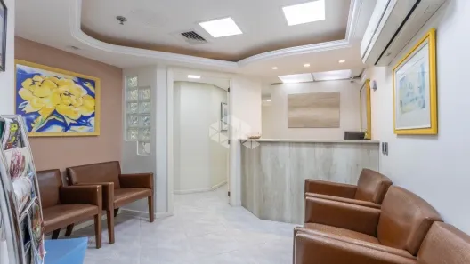 Sala Comercial à venda, 150m² no Moinhos de Vento, Porto Alegre