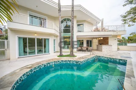 Casa de Condomínio com 4 Quartos para alugar, 570m² no São Paulo II, Cotia