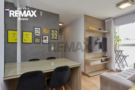 Apartamento com 2 Quartos à venda, 57m² no Guaíra, Curitiba