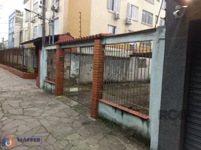 Lote/Terreno com 1 Quarto à venda, 217m² no Floresta, Porto Alegre