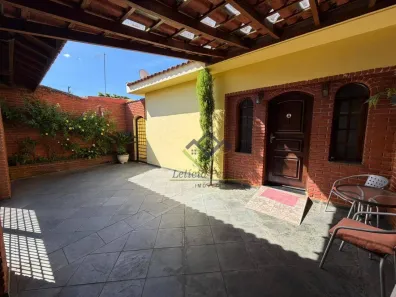 Sobrado com 3 Quartos à venda, 329m² no Conjunto Residencial Irai, Suzano