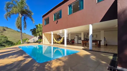 Fazenda/Sítio com 4 Quartos à venda, 1443m² no , Belmiro Braga