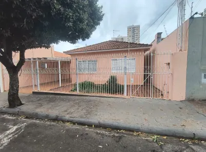Casa com 3 Quartos à venda, 214m² no Centro, Araraquara