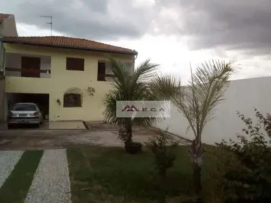 Casa com 3 Quartos à venda, 170m² no Jardim Nova Europa, Campinas