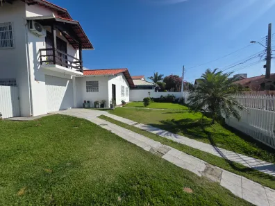 Sobrado com 3 Quartos à venda, 164m² no Ingleses do Rio Vermelho, Florianópolis