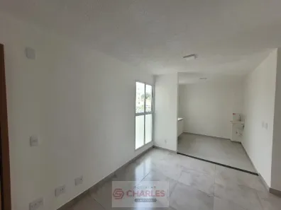 Apartamento com 2 Quartos para alugar, 42m² no NIAS Vereador Antonio Carlos Guarnieri, Mogi Mirim