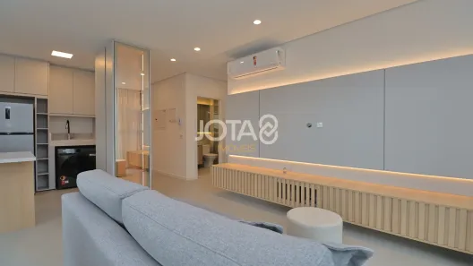Apartamento com 2 Quartos para alugar, 78m² no Batel, Curitiba