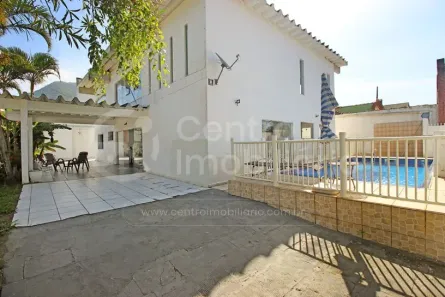 Casa com 4 Quartos à venda, 352m² no Centro, Peruíbe