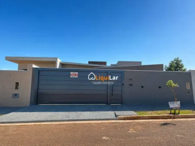 Casa com 3 Quartos à venda, 210m² no Carandá Bosque, Campo Grande
