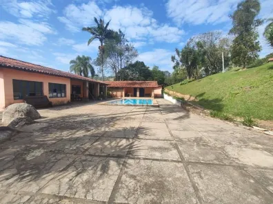 Fazenda/Sítio com 5 Quartos à venda, 200m² no São João, Itapevi