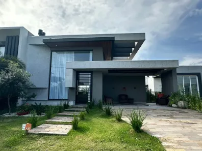 Casa de Condomínio com 3 Quartos à venda, 170m² no Arroio Teixeira, Capão da Canoa