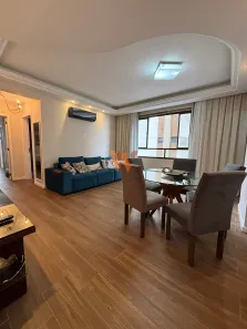 Apartamento com 2 Quartos para alugar, 77m² no Agronômica, Florianópolis