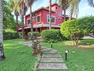 Casa de Condomínio com 4 Quartos à venda, 400m² no Piatã, Salvador