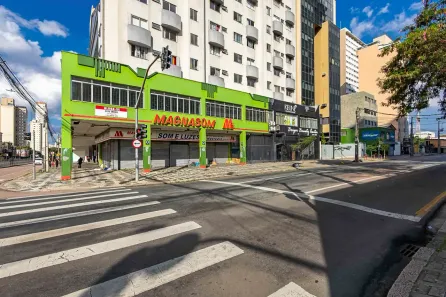 Ponto Comercial à venda, 455m² no Centro, Curitiba